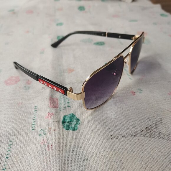 Prada Gradient Sunglasses - Picture 7 of 12